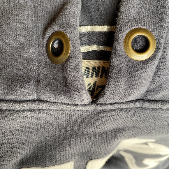 S Twins sweatshirt - Picture 4 of 7